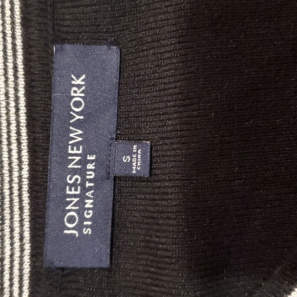 Cardigan - Picture 3 of 4